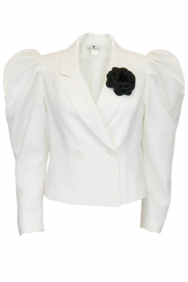 Пиджак - жакет "Даниэль" белый / молочный, укороченный, с брошью и декором из черного фатина и кружева